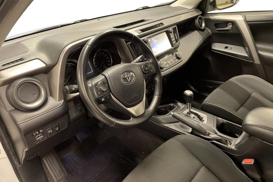 Toyota RAV4 vaihtoauto