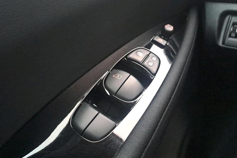 Nissan Leaf vaihtoauto