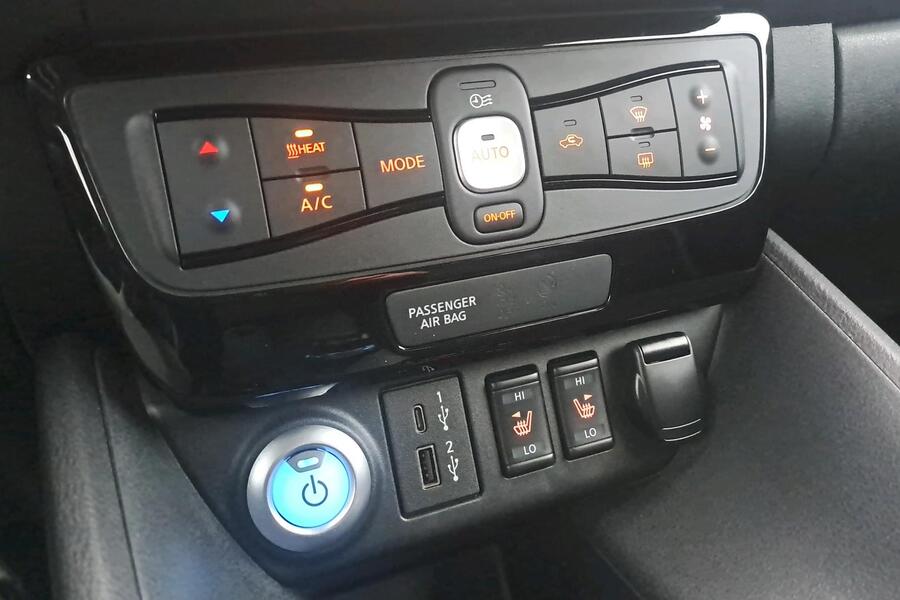 Nissan Leaf vaihtoauto