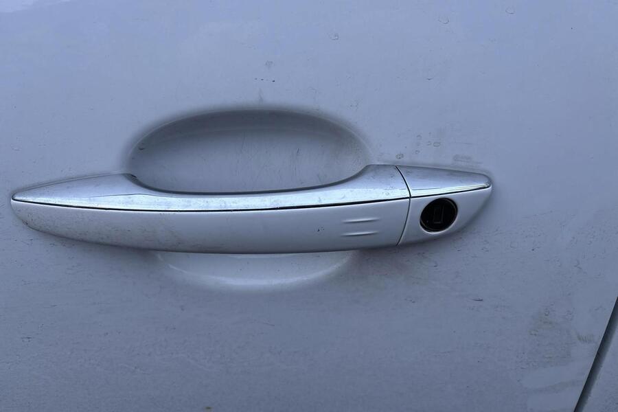 Opel Vivaro vaihtoauto