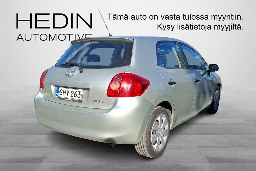 Toyota Auris vaihtoauto