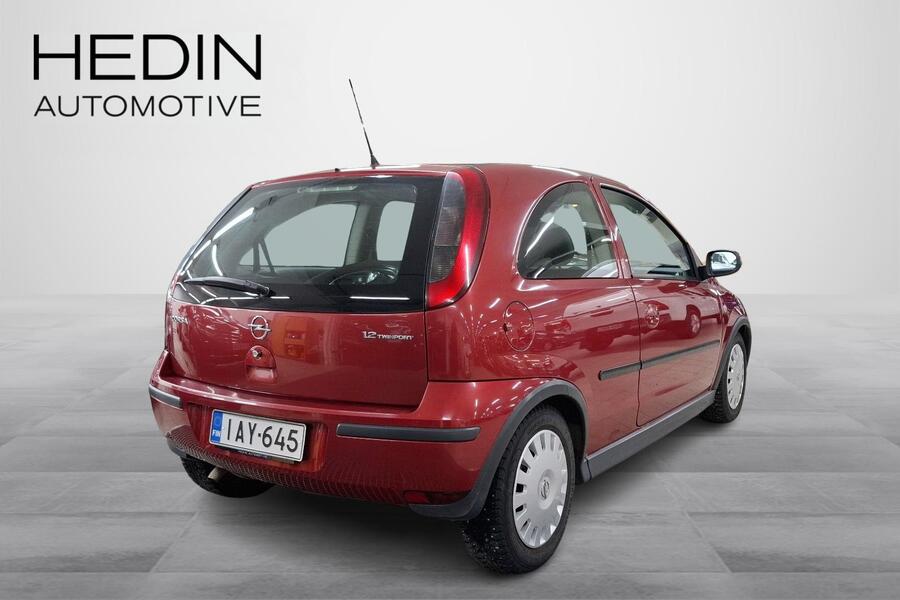 Opel Corsa vaihtoauto