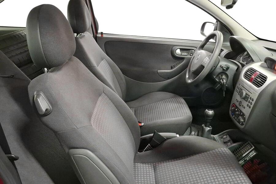 Opel Corsa vaihtoauto