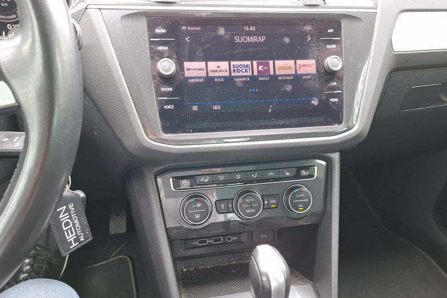 Volkswagen Tiguan vaihtoauto