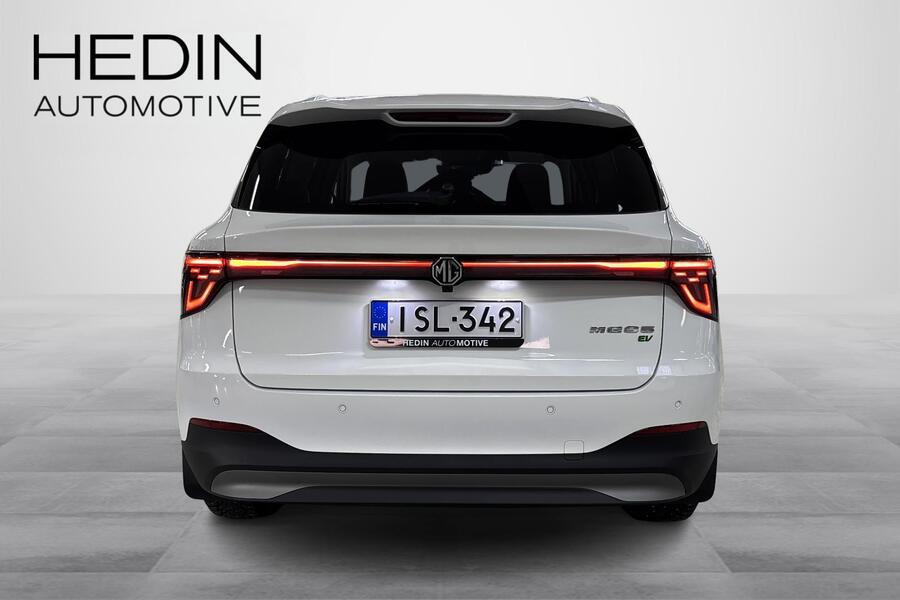 MG MGS5 EV vaihtoauto