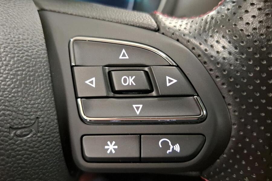 MG EHS vaihtoauto