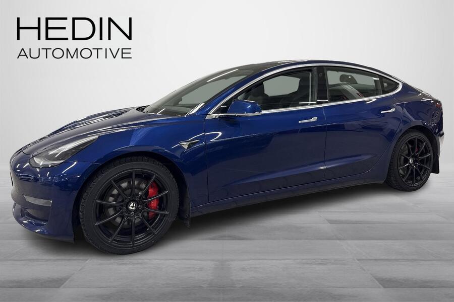 Tesla Model 3 vaihtoauto