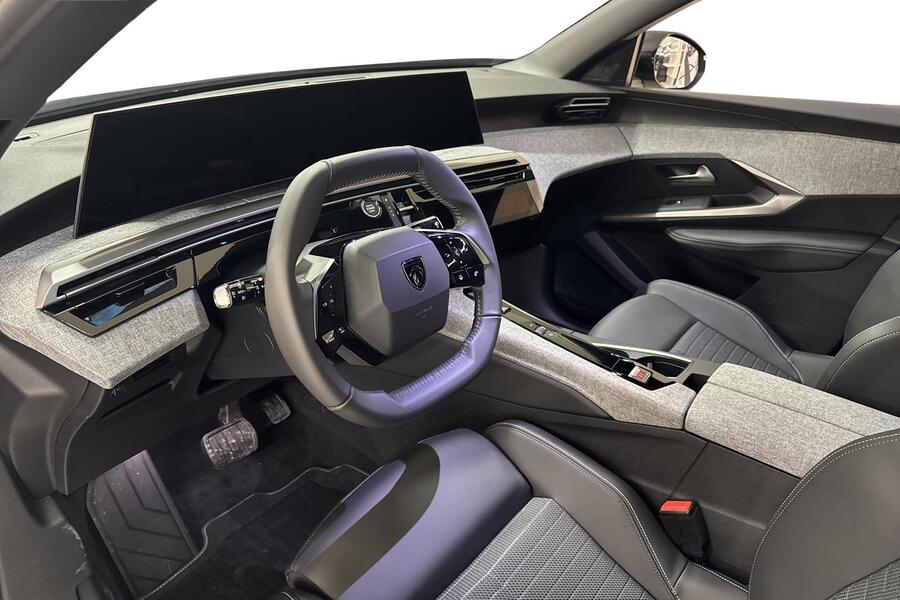 Peugeot E-3008 vaihtoauto