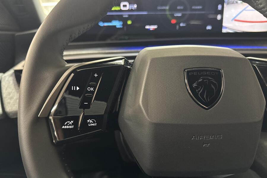 Peugeot E-3008 vaihtoauto