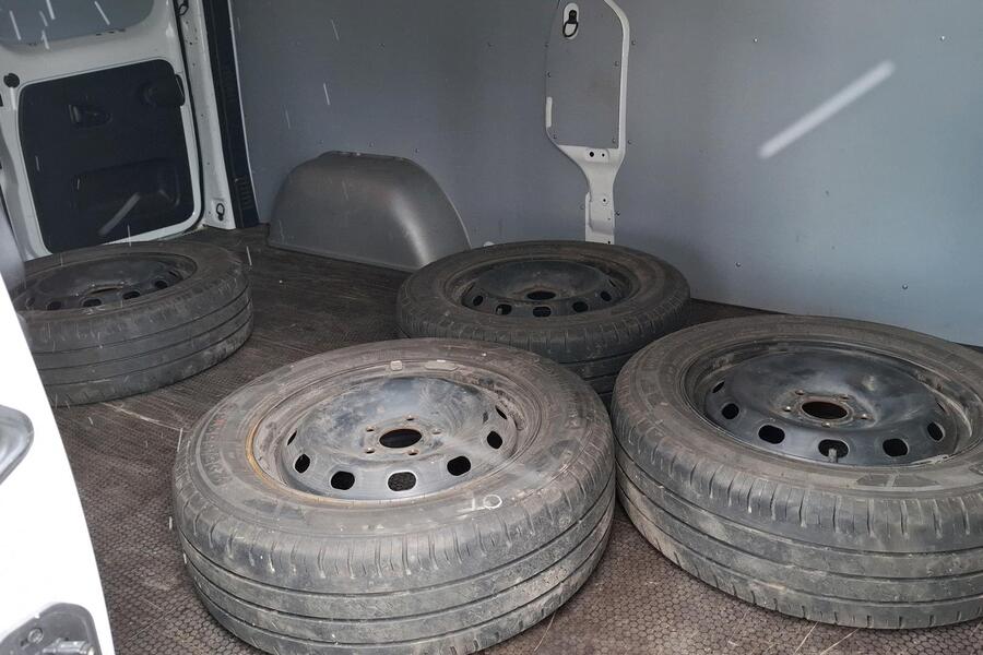 Opel Vivaro vaihtoauto