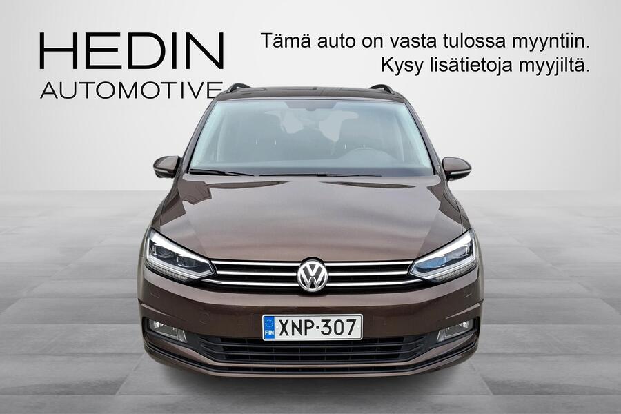 Volkswagen Touran vaihtoauto