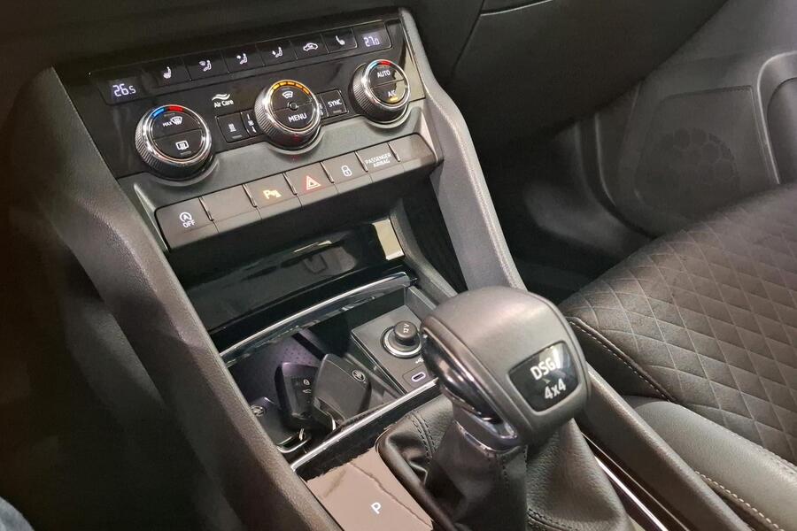 Skoda Karoq vaihtoauto