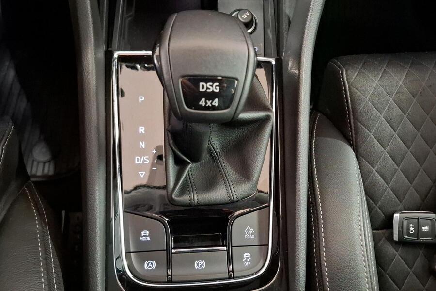 Skoda Karoq vaihtoauto