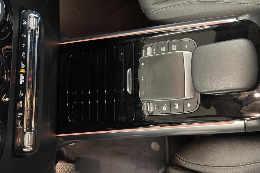 Mercedes-Benz EQA vaihtoauto