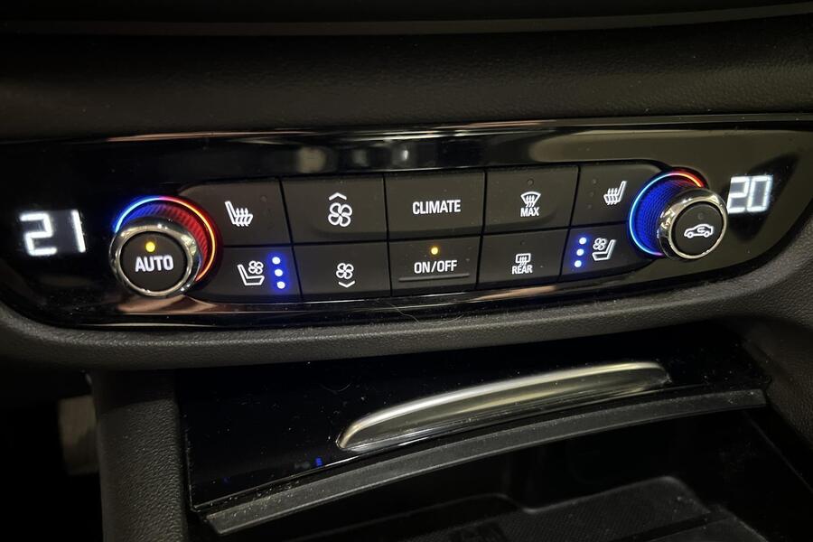 Opel Insignia vaihtoauto