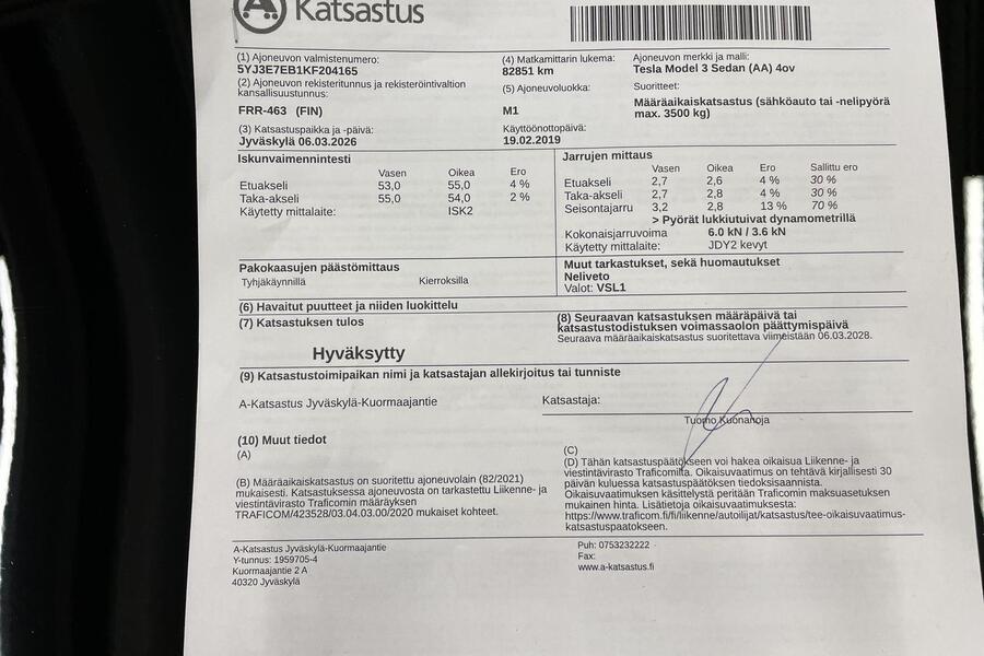 Tesla Model 3 vaihtoauto