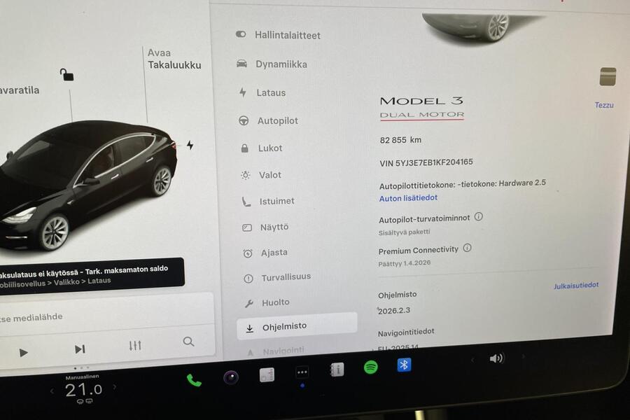 Tesla Model 3 vaihtoauto