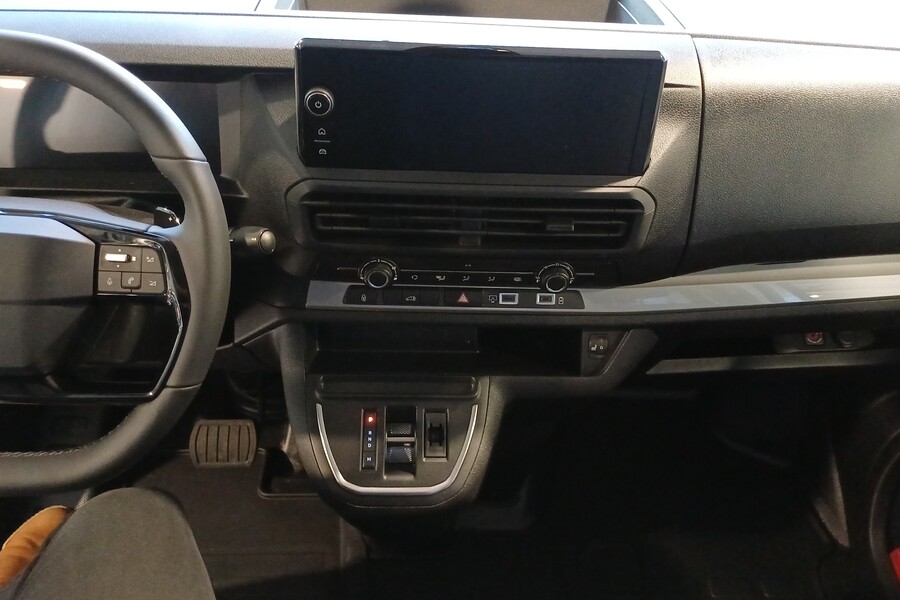 Opel Vivaro vaihtoauto