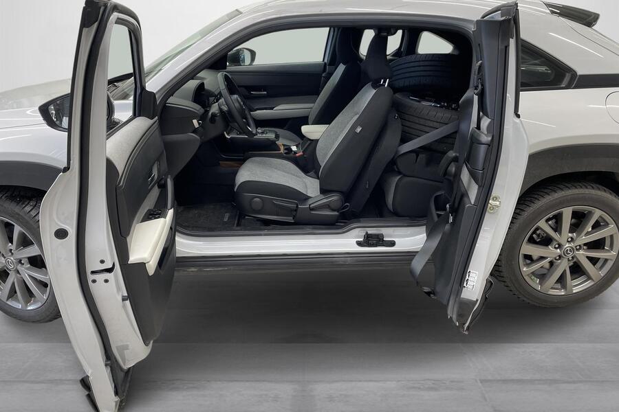 Mazda MX-30 vaihtoauto