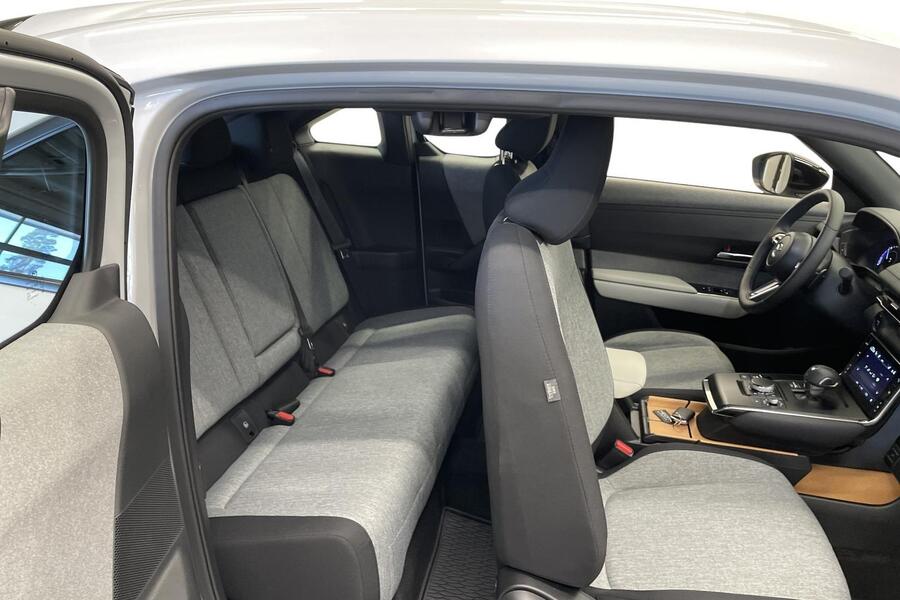 Mazda MX-30 vaihtoauto