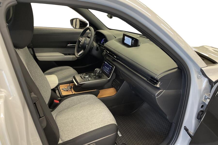 Mazda MX-30 vaihtoauto