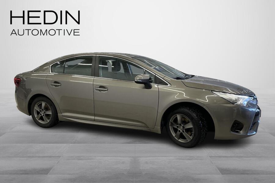 Toyota Avensis vaihtoauto