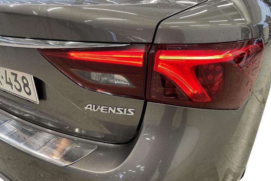 Toyota Avensis vaihtoauto