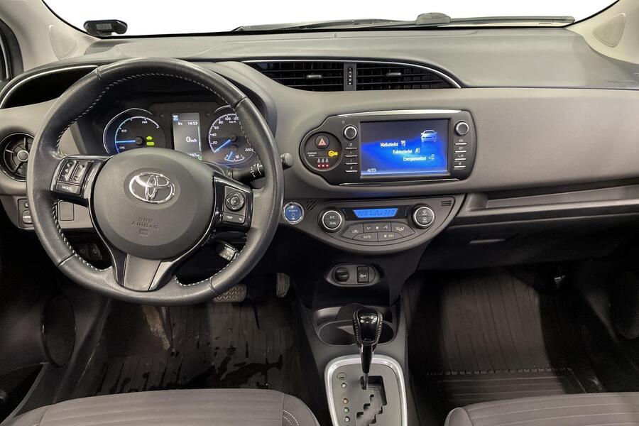 Toyota Yaris vaihtoauto