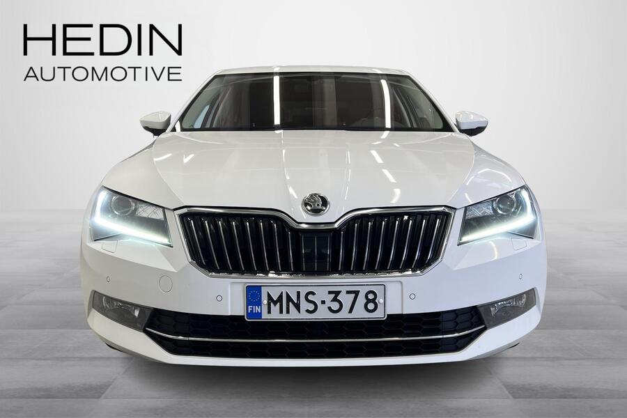 Skoda Superb vaihtoauto
