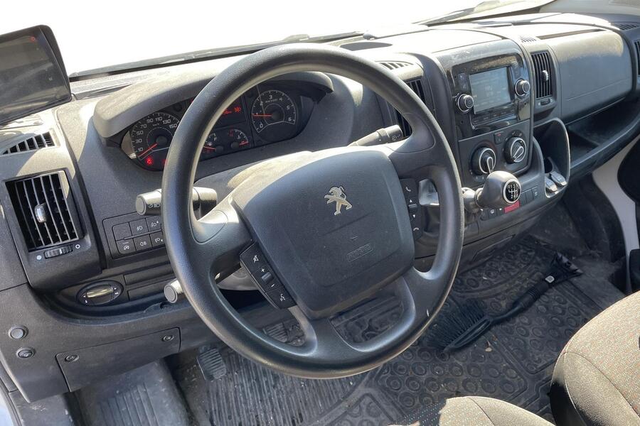 Peugeot Boxer vaihtoauto