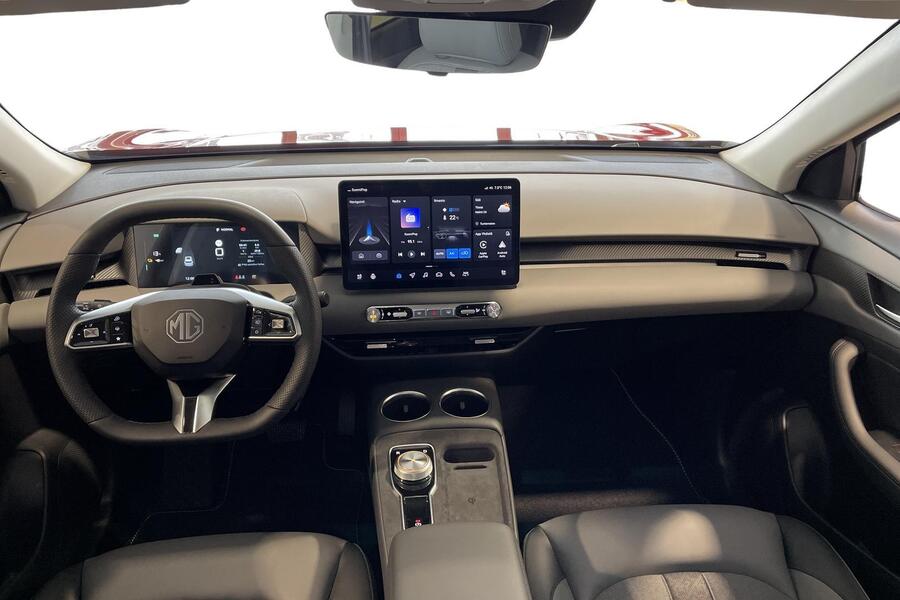 MG MGS5 EV vaihtoauto