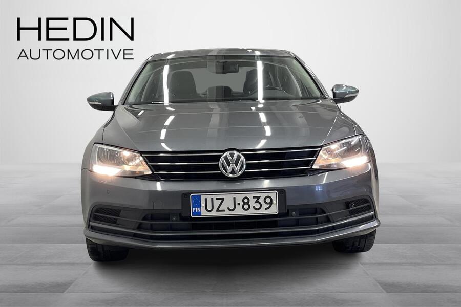 Volkswagen Jetta vaihtoauto