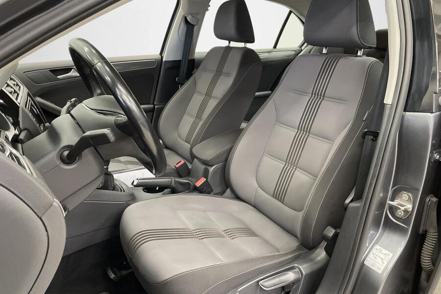 Volkswagen Jetta vaihtoauto