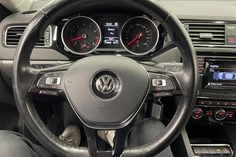 Volkswagen Jetta vaihtoauto