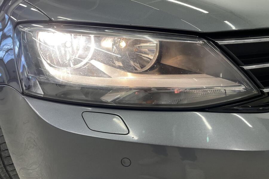 Volkswagen Jetta vaihtoauto