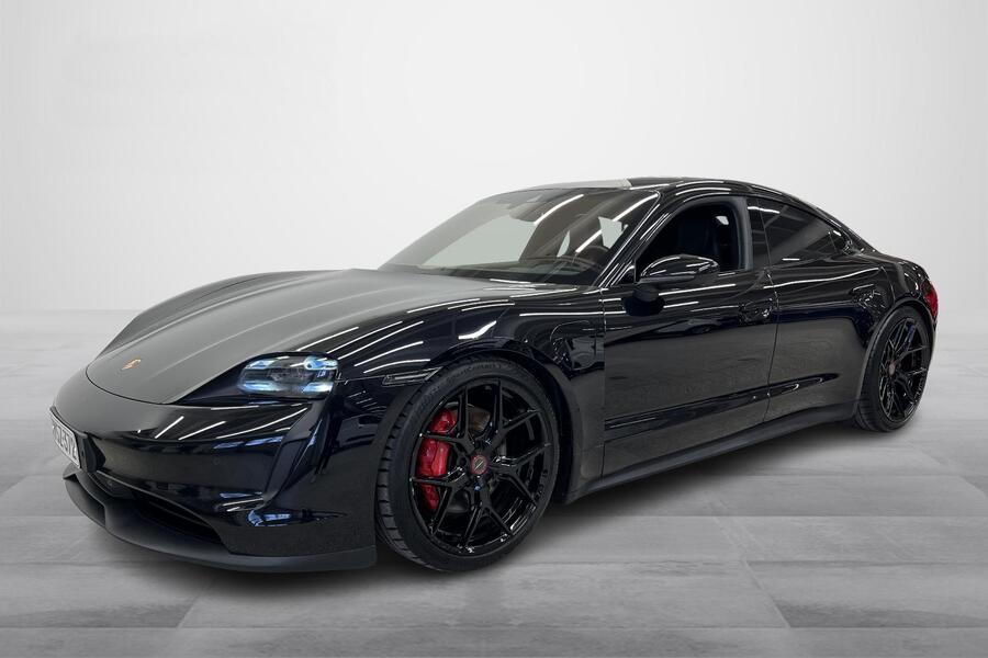 Porsche Taycan vaihtoauto