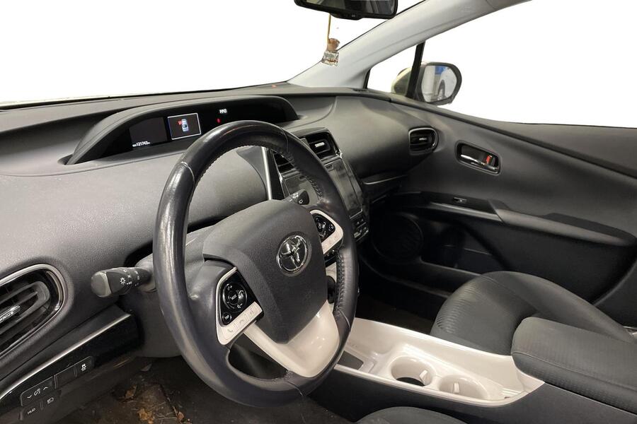 Toyota Prius vaihtoauto