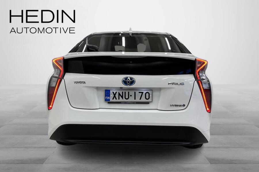 Toyota Prius vaihtoauto