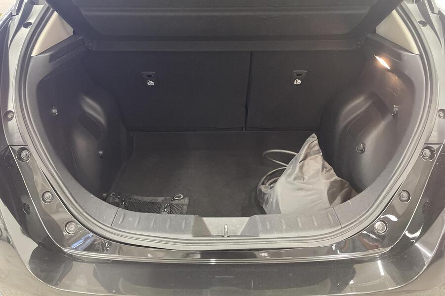 Nissan Leaf vaihtoauto