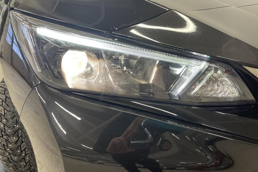 Nissan Leaf vaihtoauto