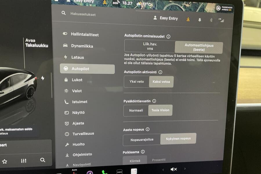 Tesla Model 3 vaihtoauto