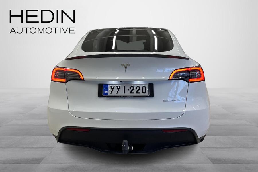 Tesla Model Y vaihtoauto