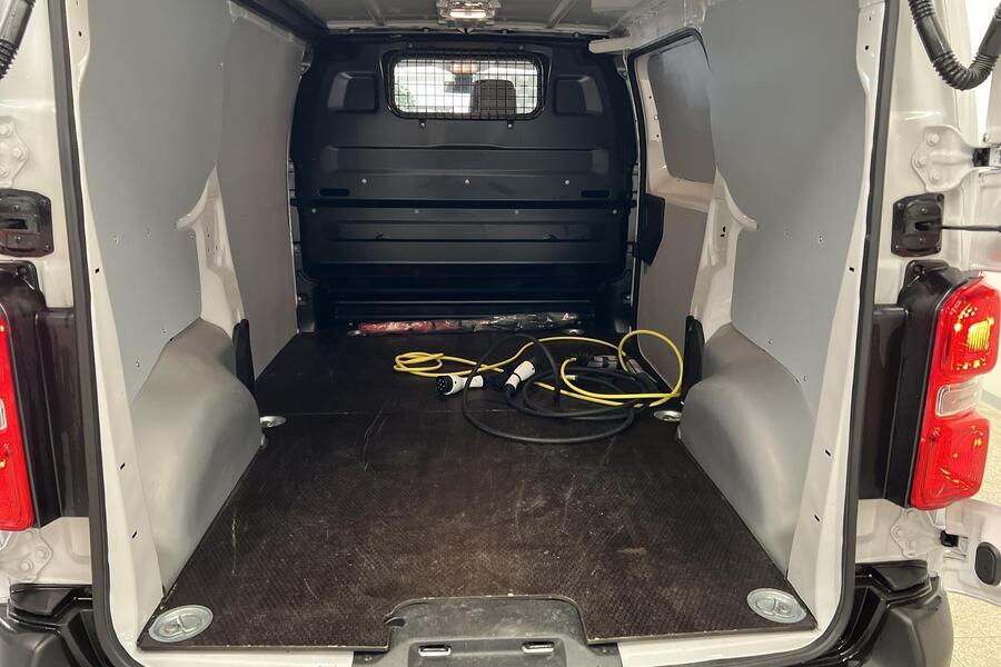 Opel Vivaro-e vaihtoauto