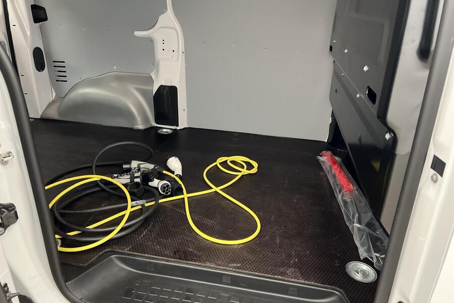 Opel Vivaro-e vaihtoauto