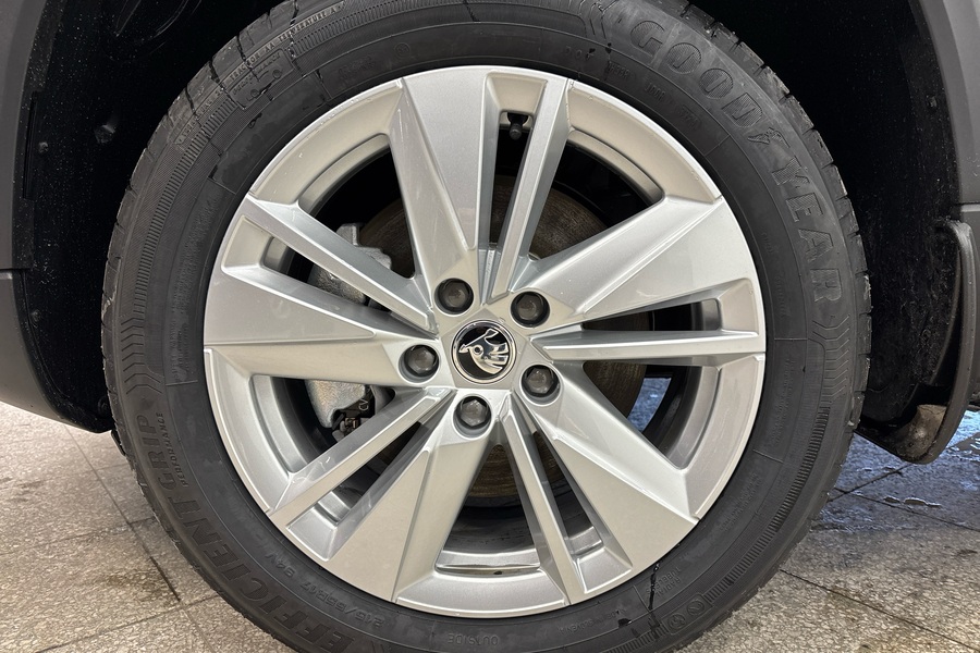 Skoda Karoq vaihtoauto