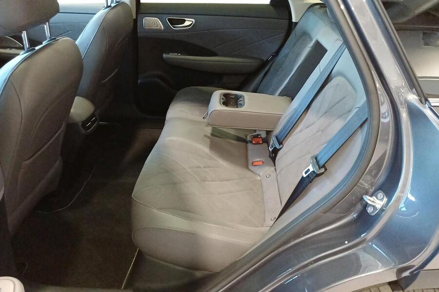 MG MGS6 EV vaihtoauto