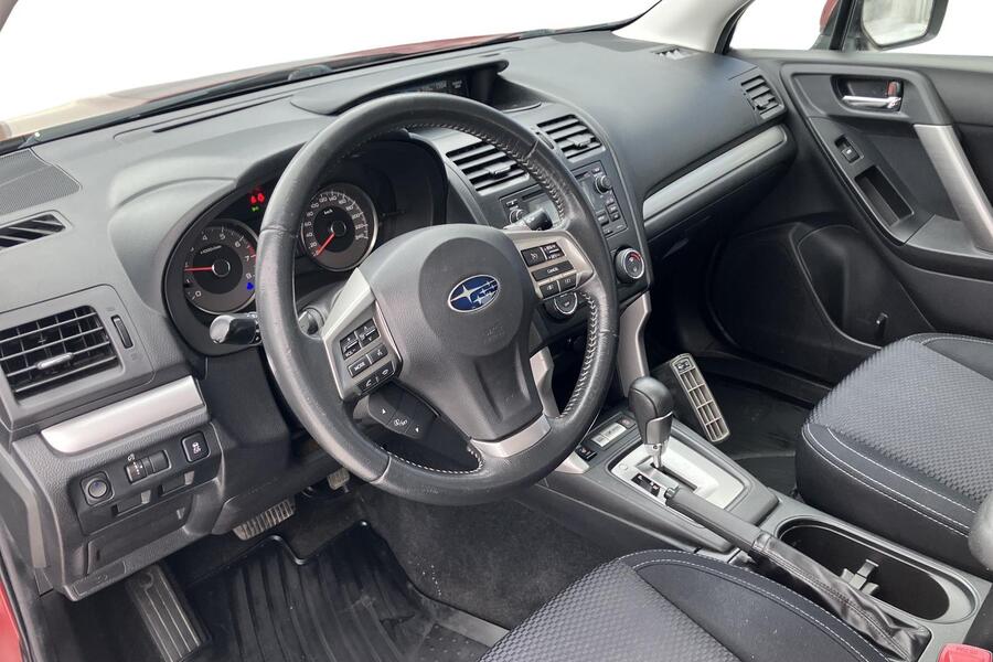 Subaru Forester vaihtoauto