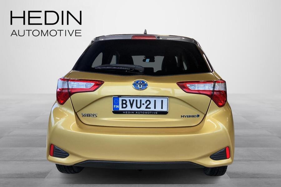 Toyota Yaris vaihtoauto