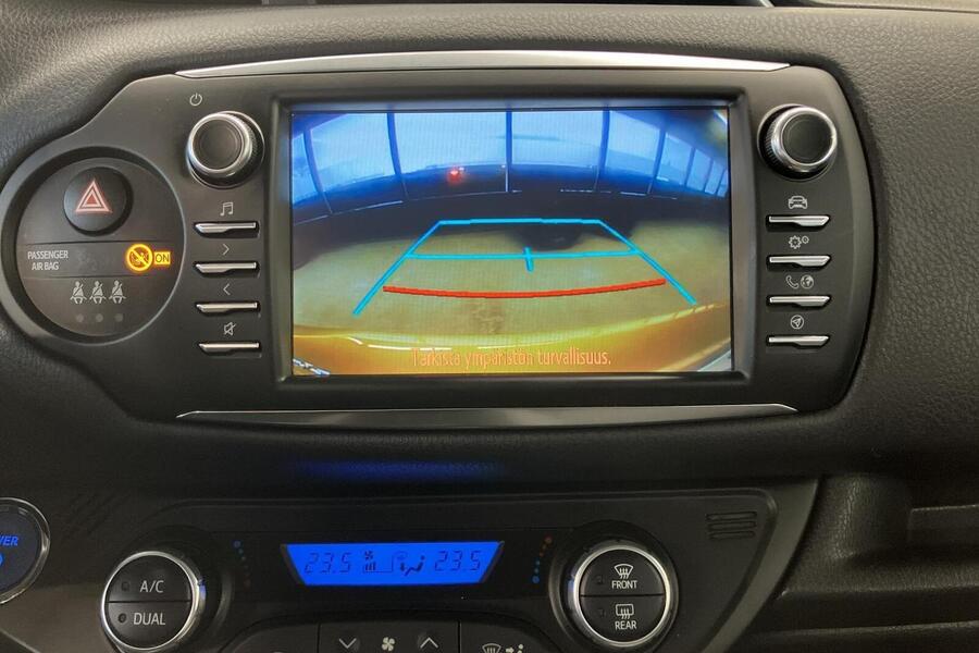 Toyota Yaris vaihtoauto