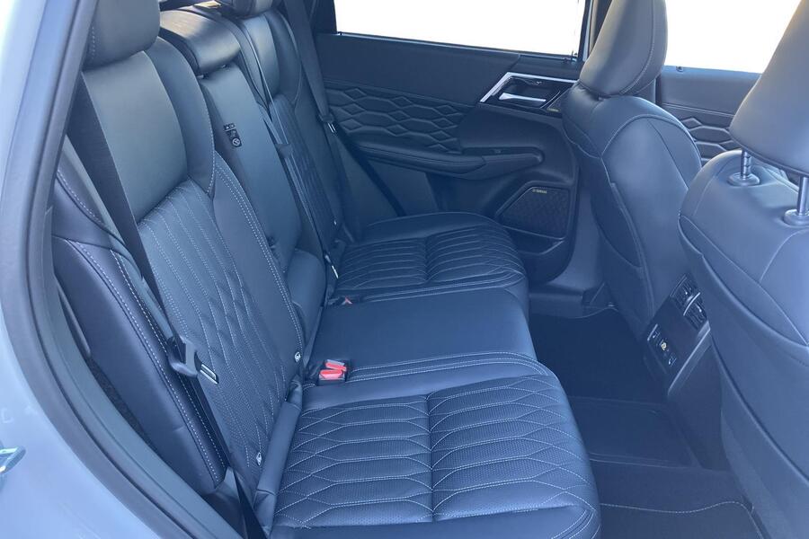 Mitsubishi Outlander vaihtoauto